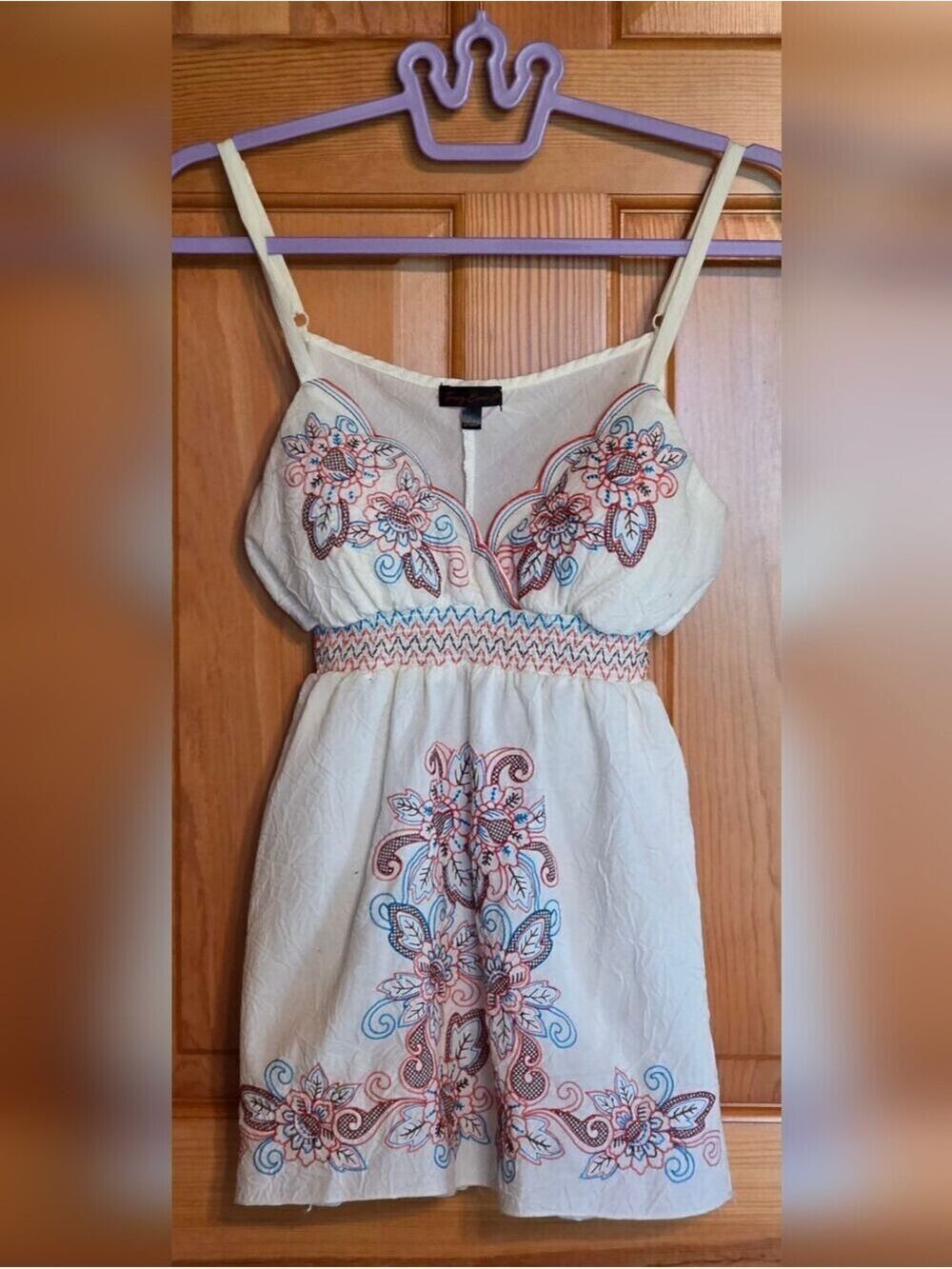 Y2k Vintage Original Tracy Evans Embroidered Cream Tank Top with Floral Detail